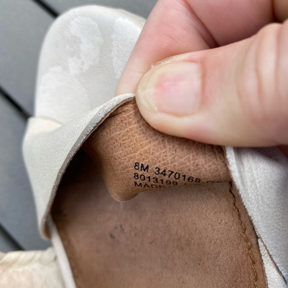 Frye Brielle Back-Zip Sandals - Picture 10 of 11